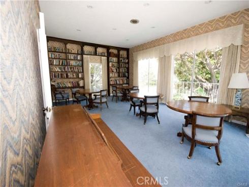 102  Scholz Plaza 149  , Newport Beach, CA