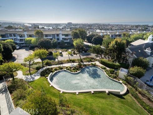 102  Scholz Plaza 149  , Newport Beach, CA