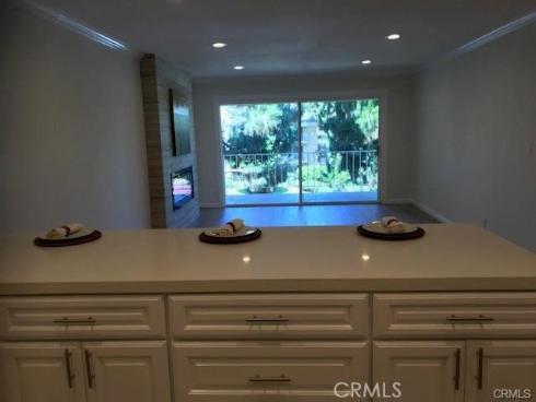 100 Scholz Plaza Ph1 , Newport Beach, CA