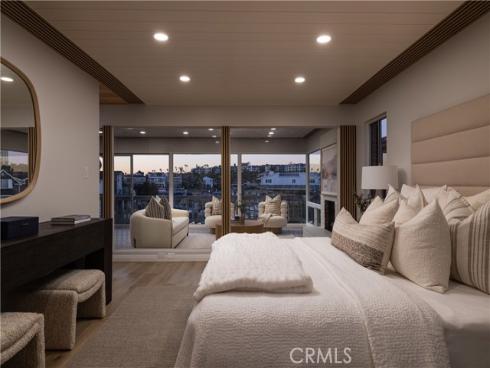 613  36th   Street, Newport Beach, CA