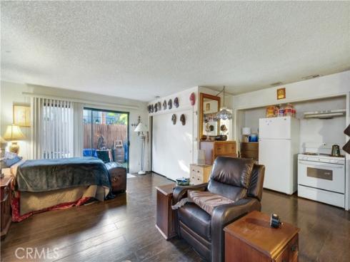 3209  Clay  , Newport Beach, CA