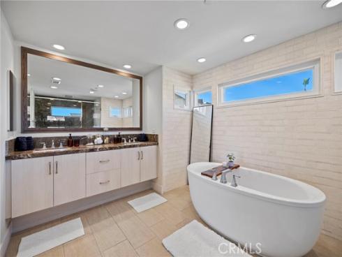 5512  Seashore  , Newport Beach, CA