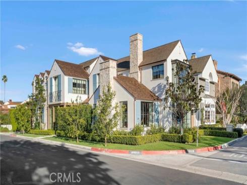 2571  Vista  , Newport Beach, CA