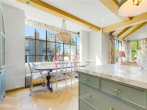 2571  Vista  , Newport Beach, CA