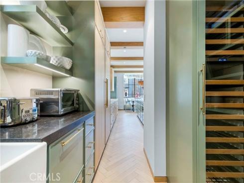 2571  Vista  , Newport Beach, CA