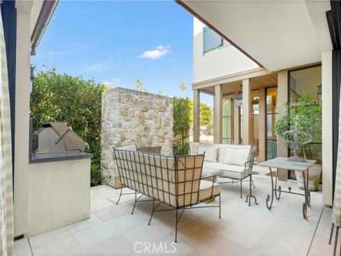 2571  Vista  , Newport Beach, CA