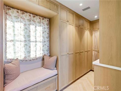 2571  Vista  , Newport Beach, CA