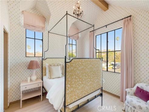 2571  Vista  , Newport Beach, CA