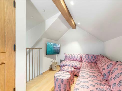 2571  Vista  , Newport Beach, CA