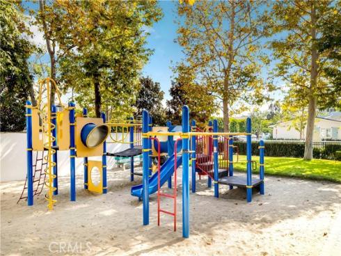 2571  Vista  , Newport Beach, CA