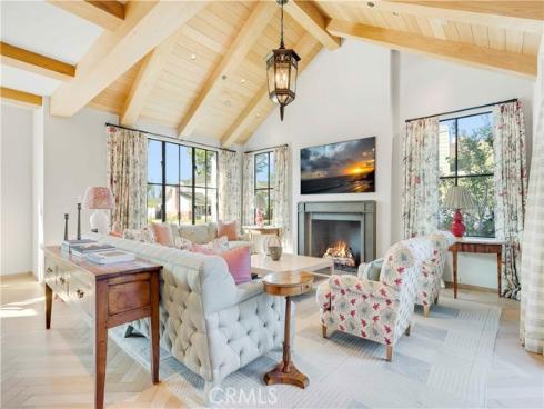 2571  Vista  , Newport Beach, CA