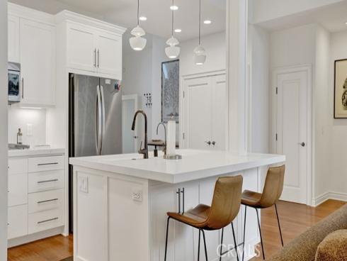 2208  Fortuna  , Newport Beach, CA