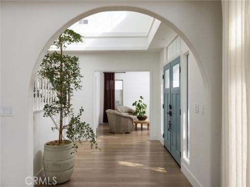 405  El Modena  , Newport Beach, CA