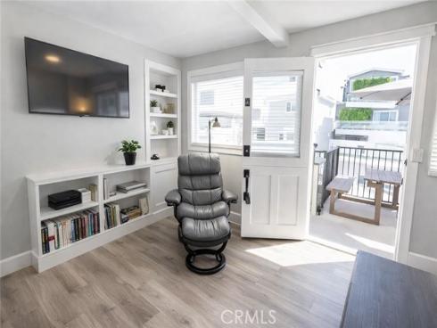 1825 W Balboa   Boulevard, Newport Beach, CA