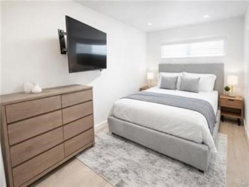 1825 W Balboa   Boulevard, Newport Beach, CA