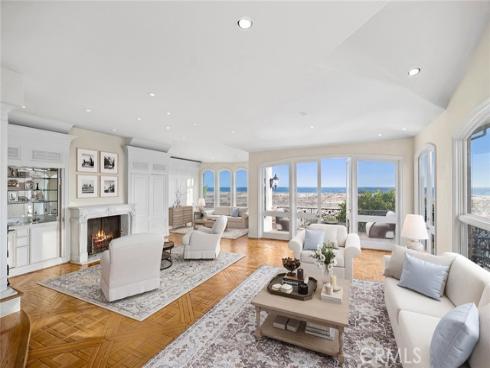 1201 E. Balboa Boulevard