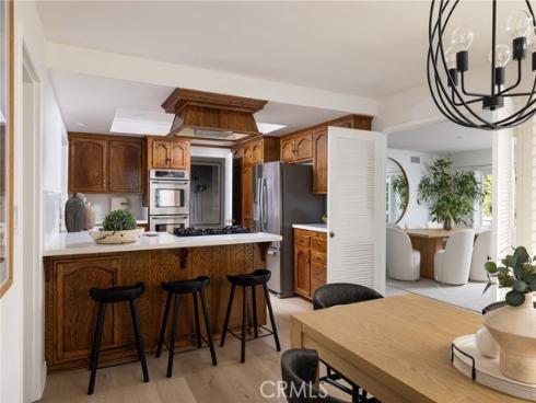 1430  Lincoln  , Newport Beach, CA