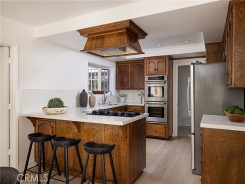 1430  Lincoln  , Newport Beach, CA