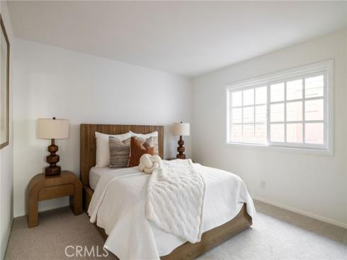 1430  Lincoln  , Newport Beach, CA