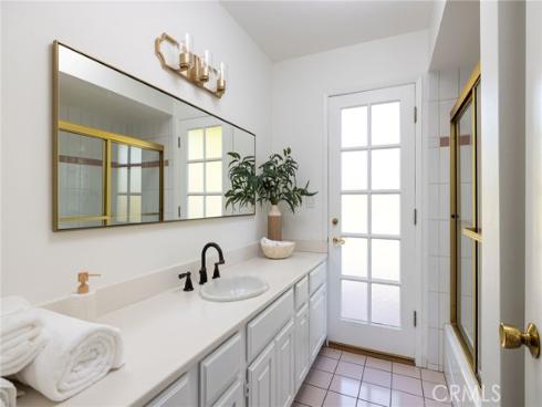 1430  Lincoln  , Newport Beach, CA