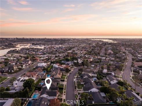1430  Lincoln  , Newport Beach, CA
