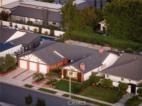 1430  Lincoln  , Newport Beach, CA