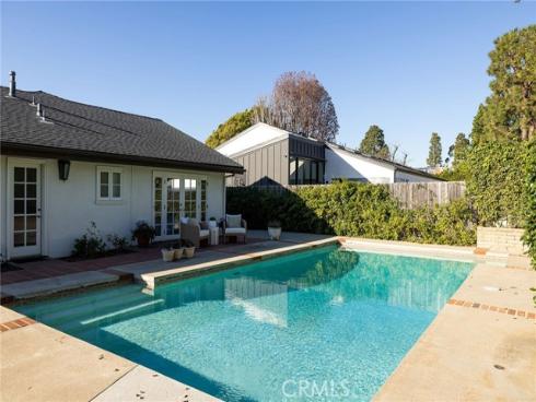 1430  Lincoln  , Newport Beach, CA