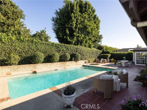 1430  Lincoln  , Newport Beach, CA