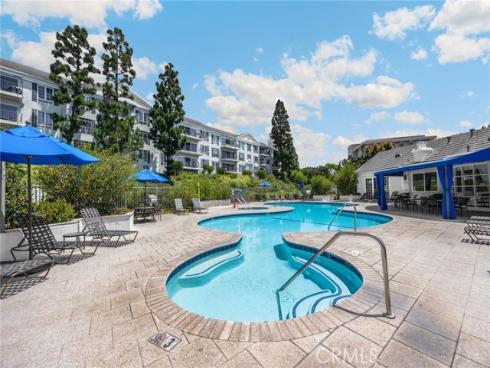 300  Cagney  215 , Newport Beach, CA