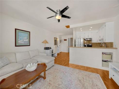 300  Cagney  215 , Newport Beach, CA