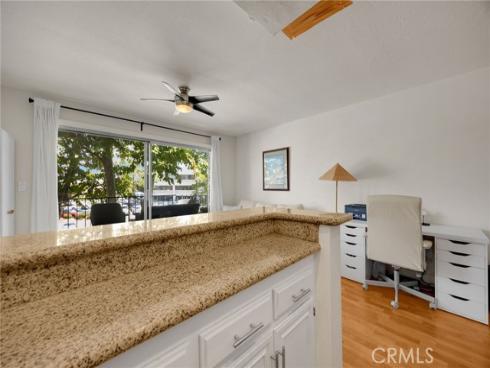 300  Cagney  215 , Newport Beach, CA