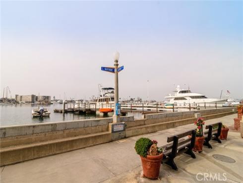 302 S Bay Front  , Newport Beach, CA
