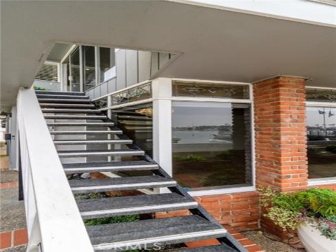 302 S Bay Front  , Newport Beach, CA