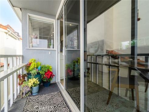 302 S Bay Front  , Newport Beach, CA