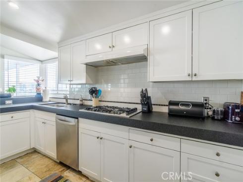 302 S Bay Front  , Newport Beach, CA