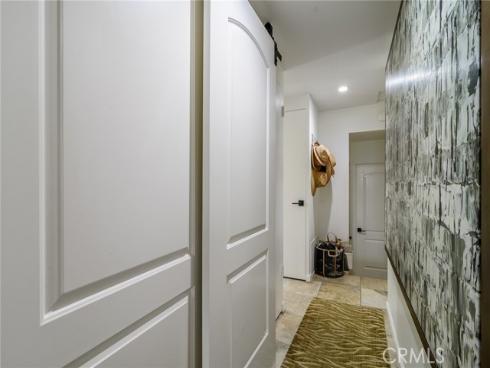 302 S Bay Front  , Newport Beach, CA