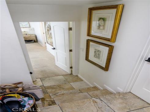 302 S Bay Front  , Newport Beach, CA