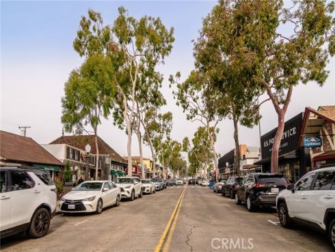 302 S Bay Front  , Newport Beach, CA