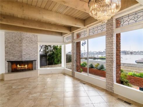 302 S Bay Front  , Newport Beach, CA