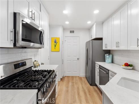 85  Seaborough  44 , Newport Beach, CA