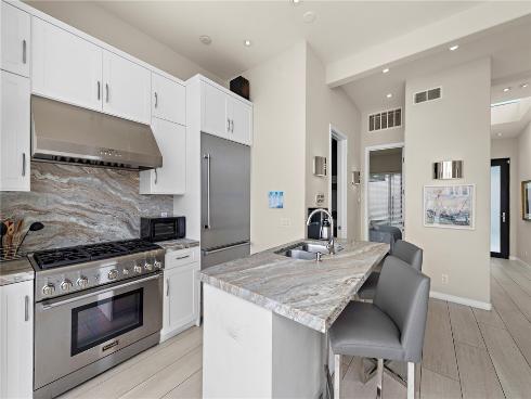 1504 W Oceanfront  5 , Newport Beach, CA