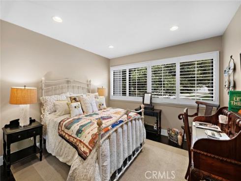 307  Columbia  , Newport Beach, CA