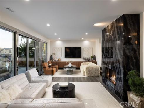 500  Harbor Island   Drive, Newport Beach, CA