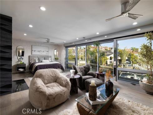 500  Harbor Island   Drive, Newport Beach, CA