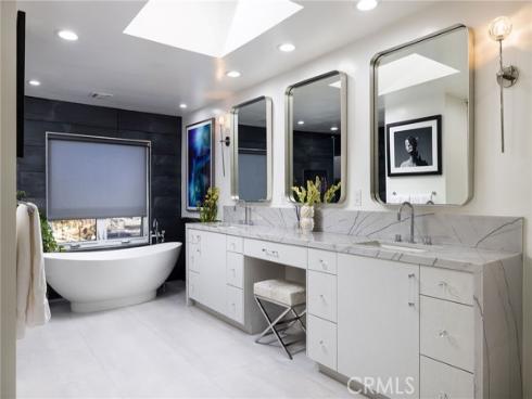 500  Harbor Island   Drive, Newport Beach, CA