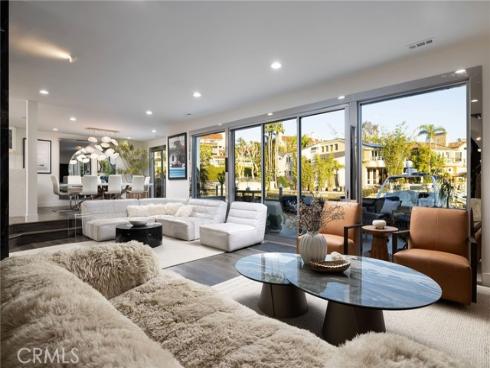 500  Harbor Island   Drive, Newport Beach, CA