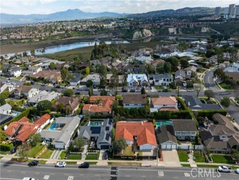 1412  Santiago Dr  , Newport Beach, CA