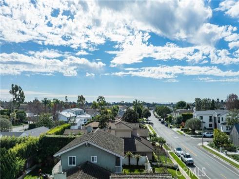 1412  Santiago Dr  , Newport Beach, CA