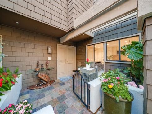 67  Sea Island   Drive, Newport Beach, CA