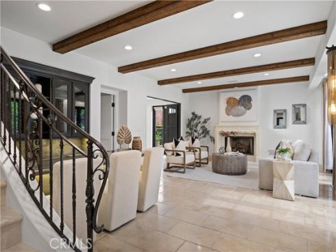 110  Via Trieste  , Newport Beach, CA